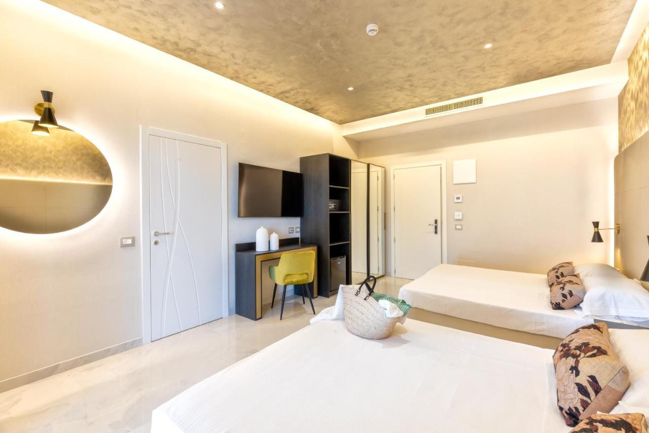 Hotel Mondial Rimini Dış mekan fotoğraf