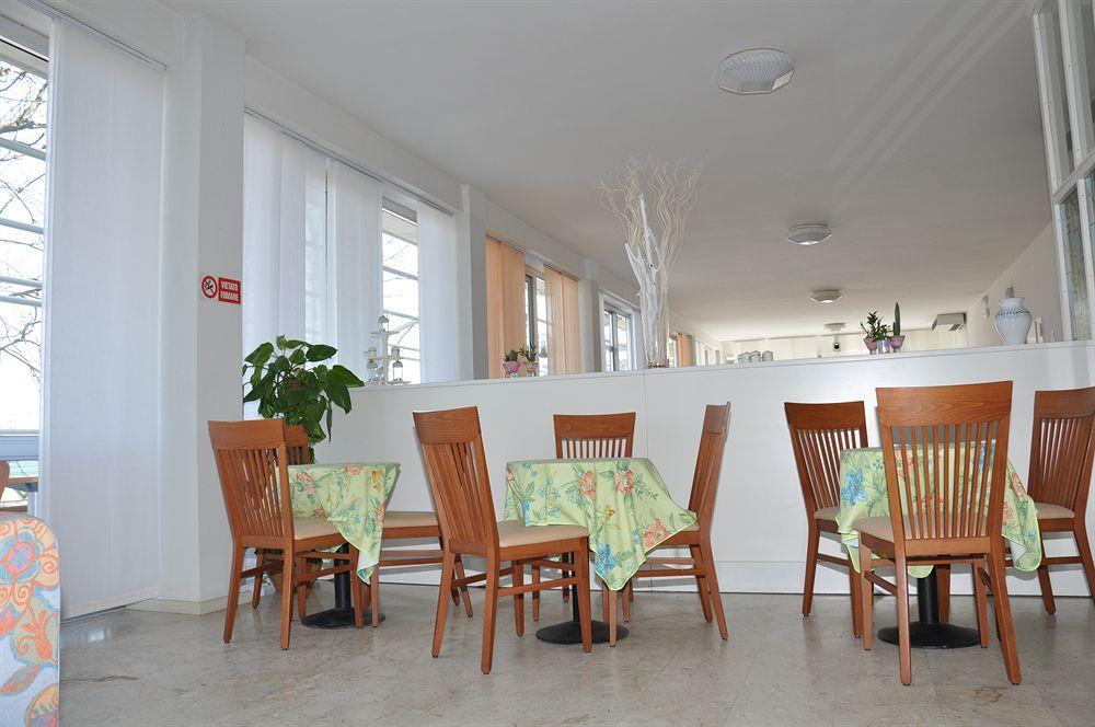 Hotel Mondial Rimini Dış mekan fotoğraf
